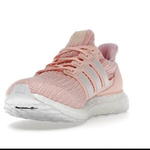Adidas ultra boost size is 9 4.0 CLEAR ORANGE/ORCHID TINT/TRUE PINK
